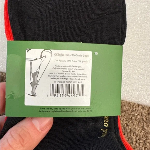 Kate Spade polka dots ladybug set of 3 quarter socks NWT size 4-10 - Picture 3 of 4